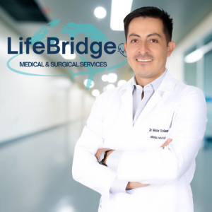 "Dr. Néstor Velasco, especialista en cirugía vascular y tratamientos de enfermedades venosas"